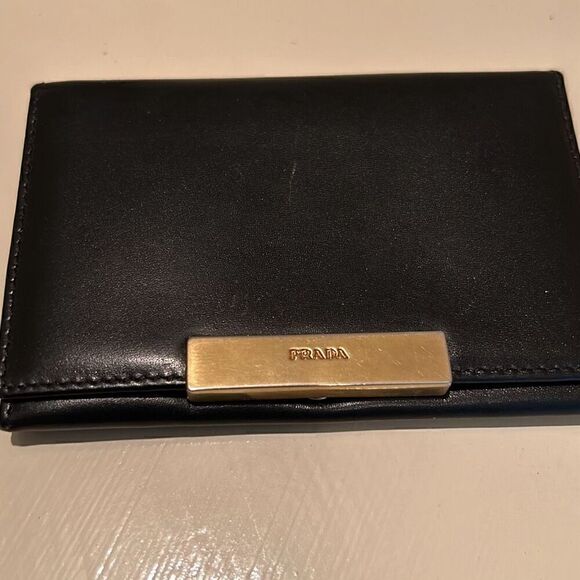 Prada Fold Over Cardholder Black Smooth Leather Gold Logo Classic Minimalist - Picture 3 of 10